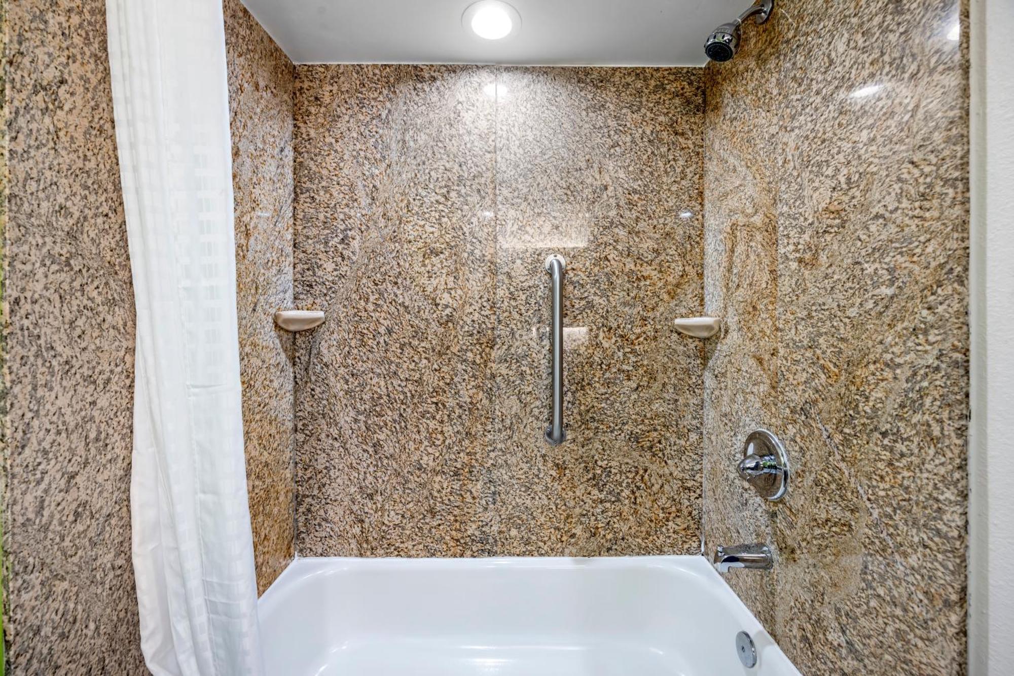 Quality Inn Clarksville - Exit 11 Εξωτερικό φωτογραφία